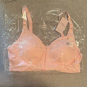Soft Pink Women's Bra with Adjustable Straps